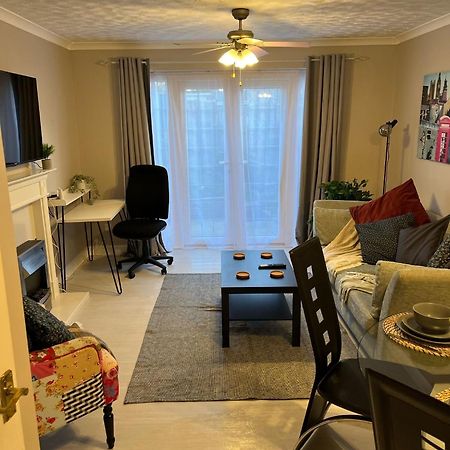 Cosy Corner - 2 Beds, Free Parking, Next To Southampton General Hospital Vila Exterior foto