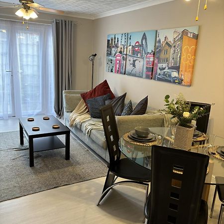 Cosy Corner - 2 Beds, Free Parking, Next To Southampton General Hospital Vila Exterior foto